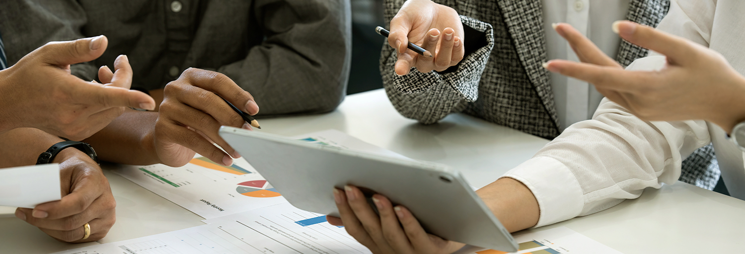 HAL - CASO DE ÉXITO DECRÉDITOS: INCREMENTAR LA EFECTIVIDAD DE LAS ESTRATEGIAS DE MARKETING Y VENTAS